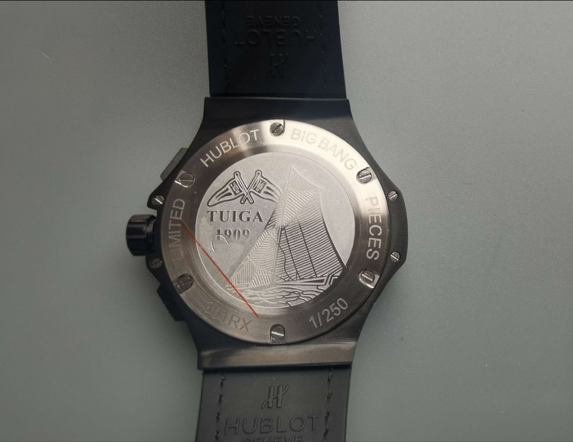 Hublot 44mm 301.CT.130.RX Men Quartz 44 MM - gallery