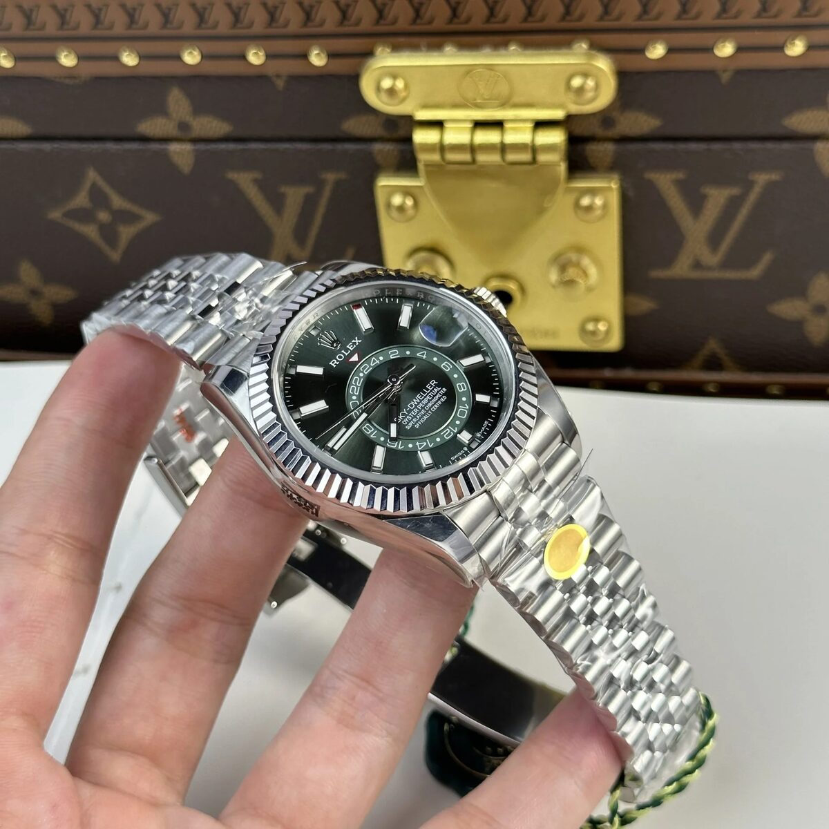 Superclone Rolex Sky-Dweller 42 mm Mint green Dial 336934 Jubilee - gallery