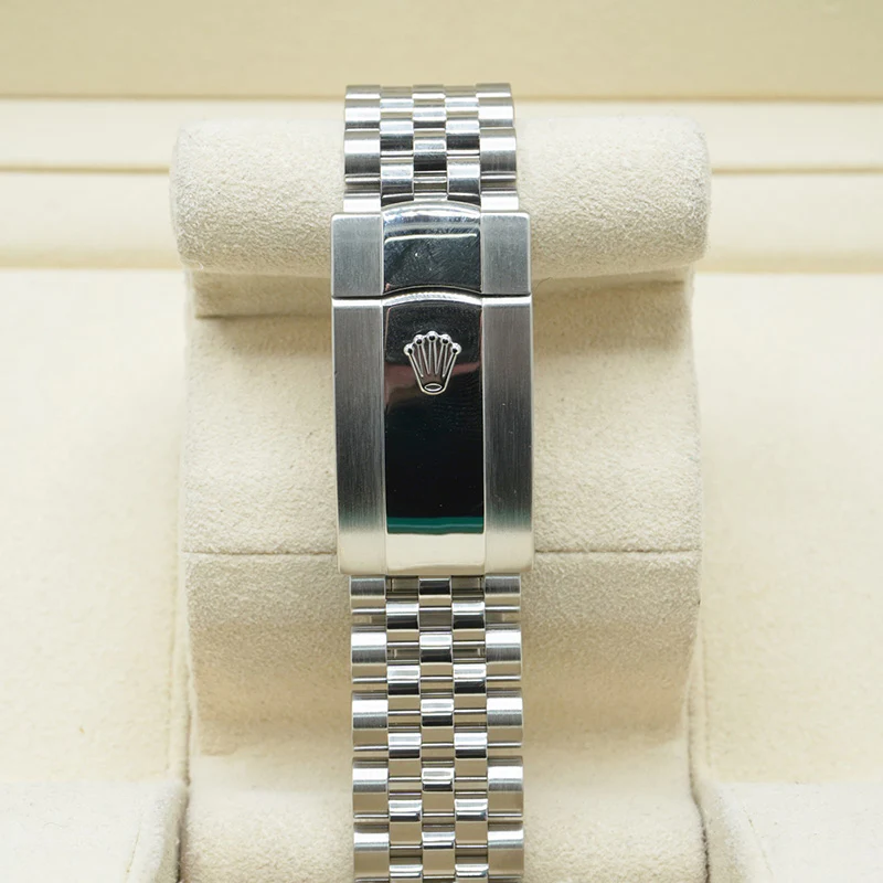 Rolex Datejust 41mm Blue Dial 126334 Jubilee Roman Dials - view 7