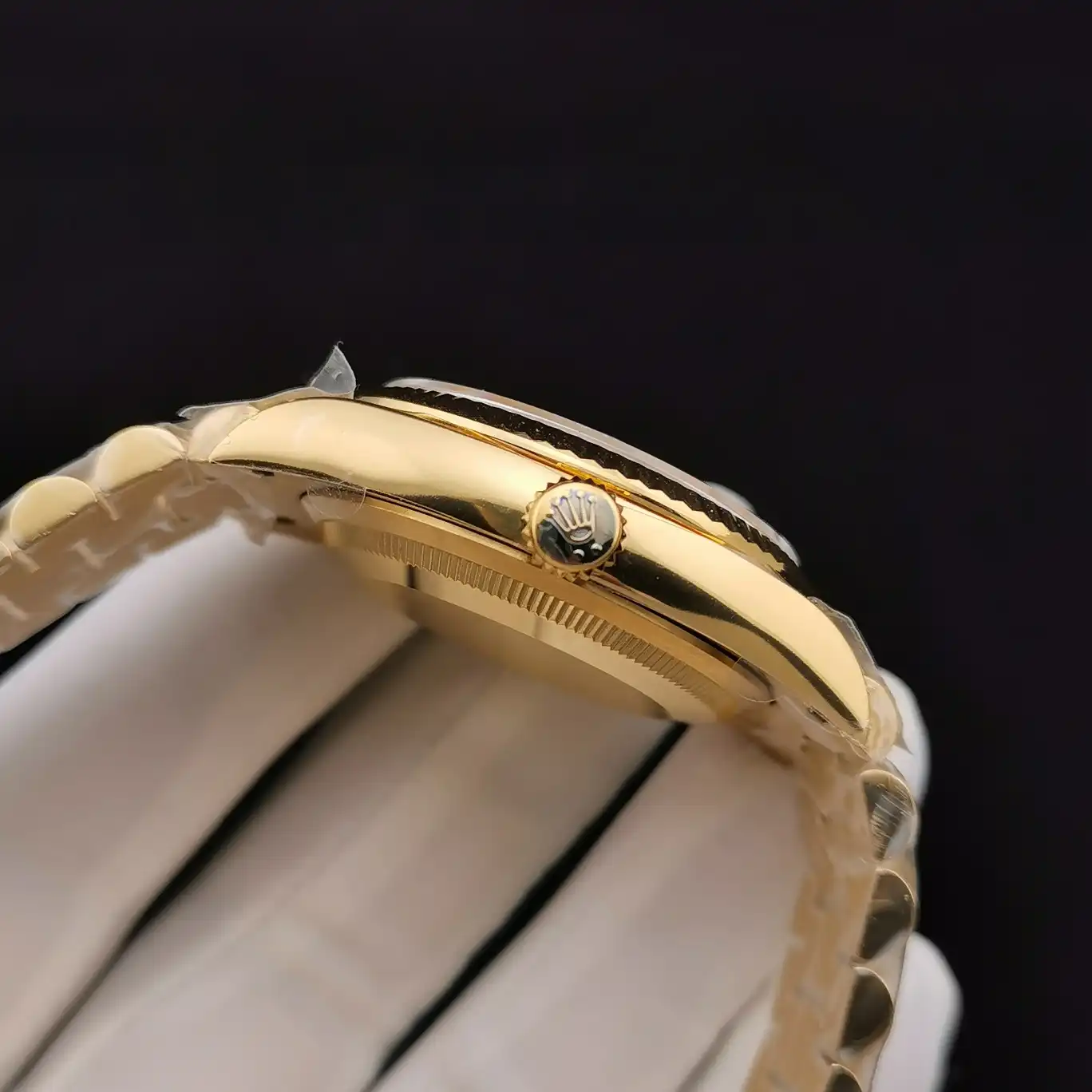 Rolex Day-Date II 36mm Green Dial 128238 - gallery