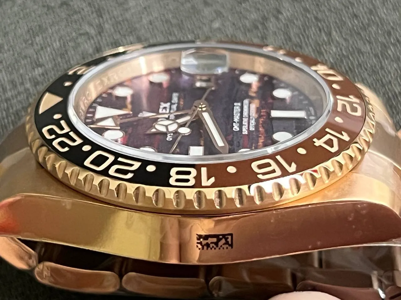 Superclone Rolex GMT-Master II 40 mm 126715CHNR Tiger Iron Dial - gallery
