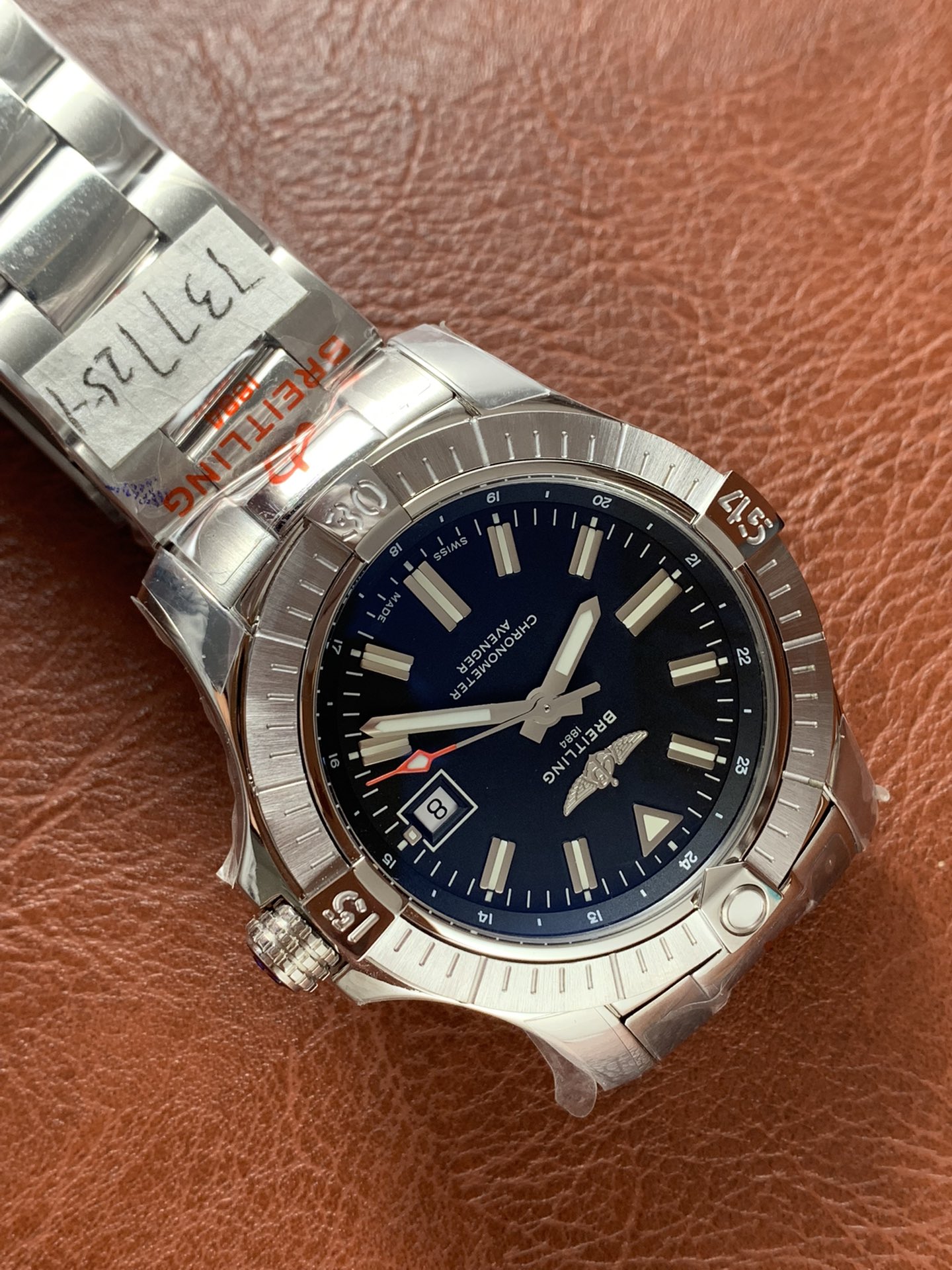Breitling Avenger Automatic GMT 43 A32397101B1A1 - gallery