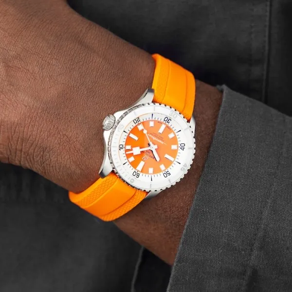 Breitling Superocean Unisex Automatic Orange Rubber Watch A17377211O1S1 - gallery