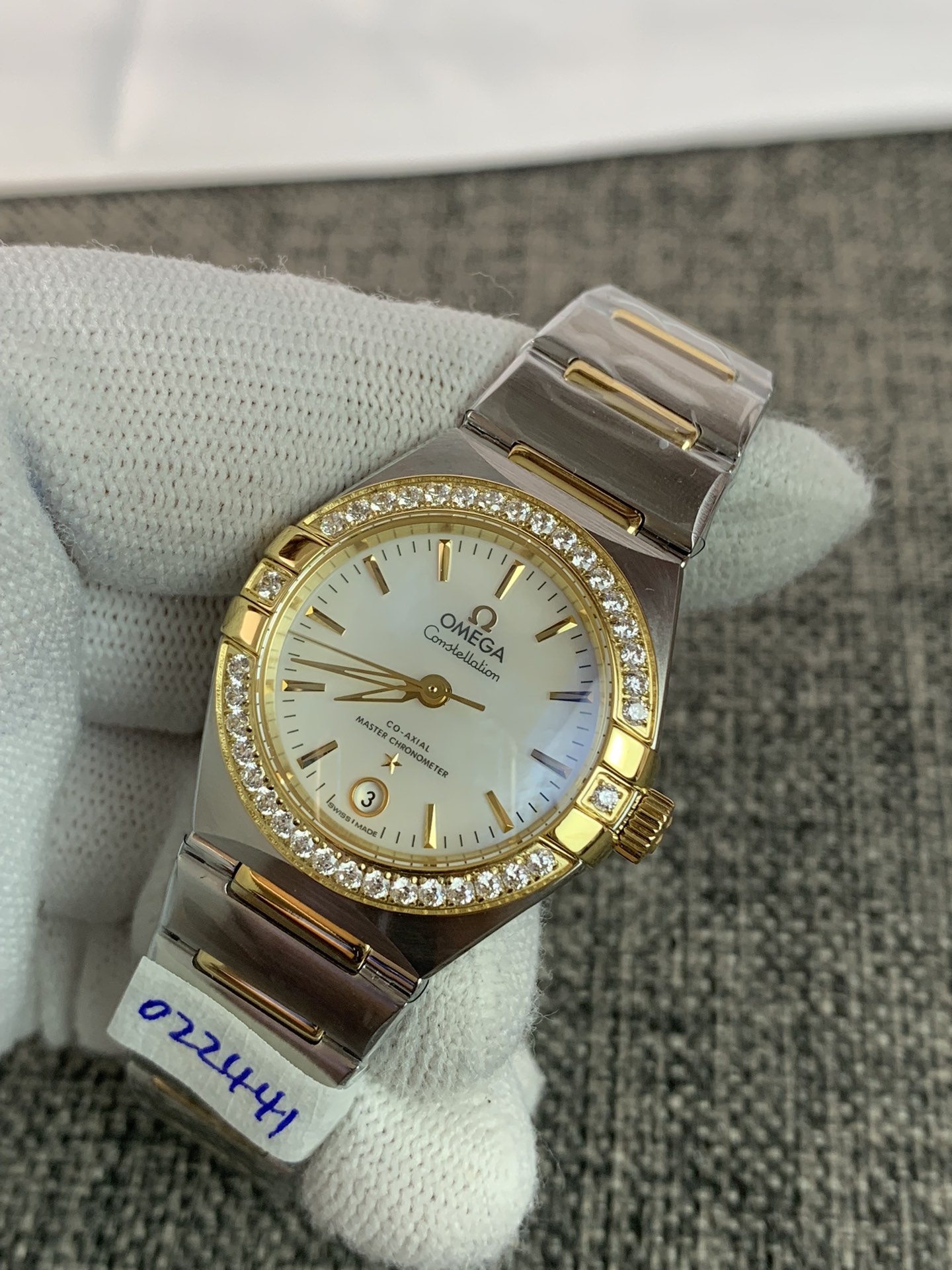 Omega Constellation 131.25.28.60.55.002 - gallery