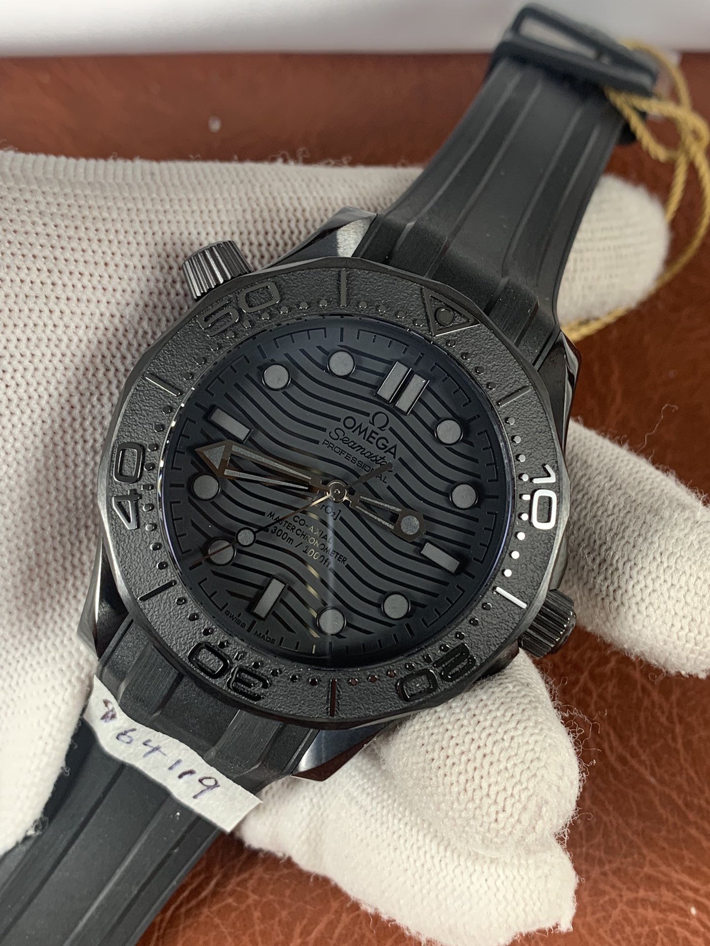 Omega Seamaster Diver 300M Co-Axial Master Chronometer - gallery