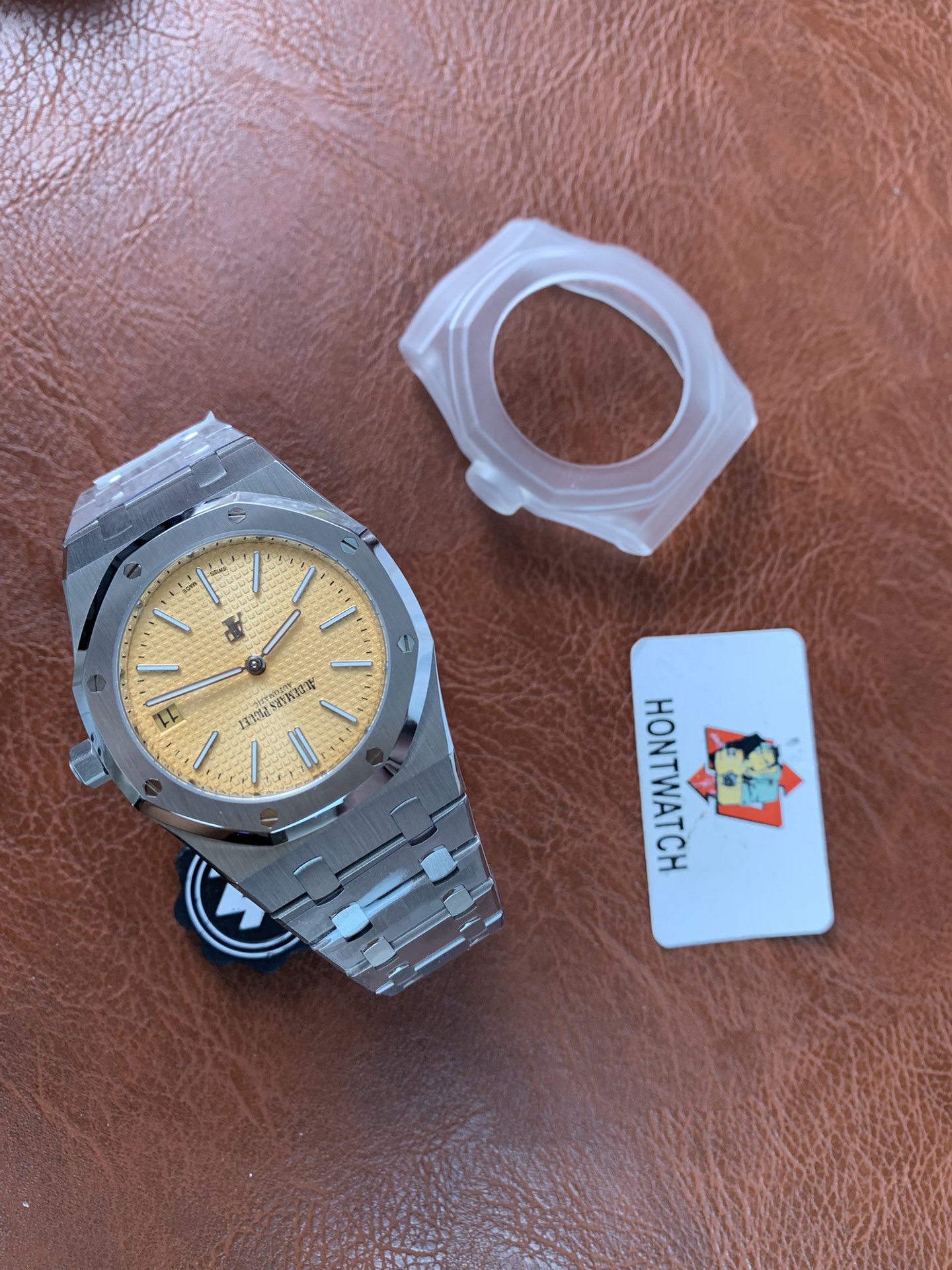 Audemars Piguet Royal Oak Jumbo Extra-thin 15202BC.OO.1240BC.01 - gallery
